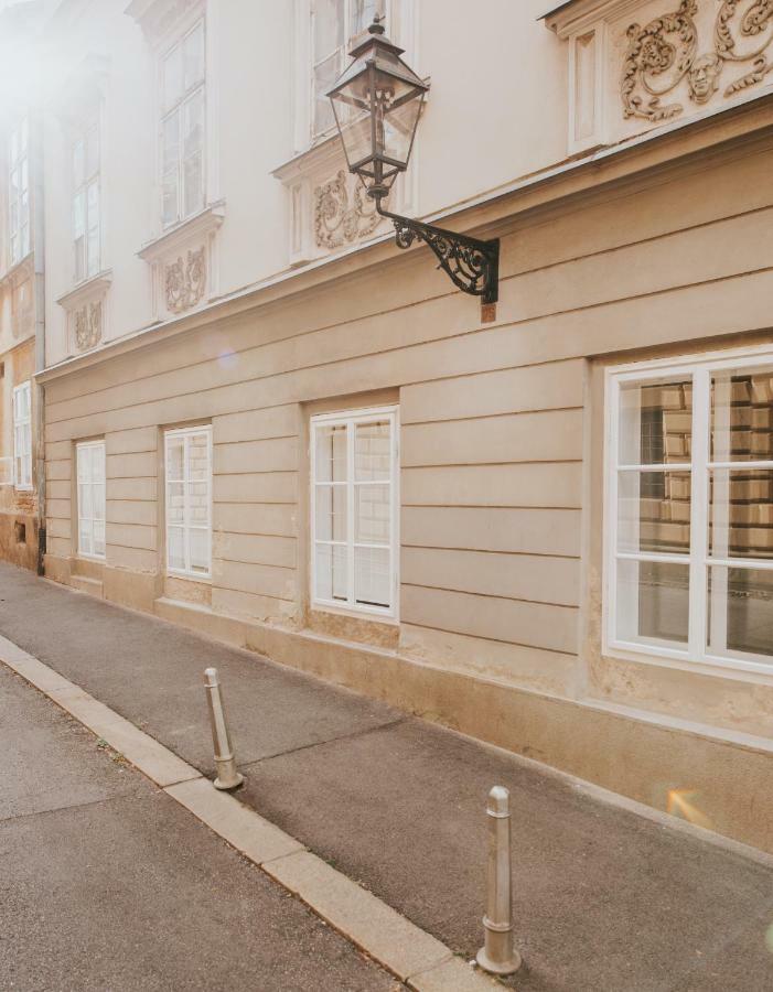 St. Mark'S Boutique Apartment ザグレブ エクステリア 写真